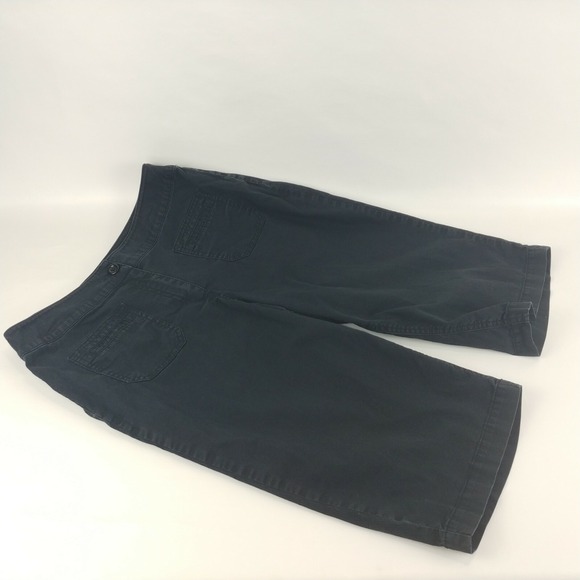 Chico's Pants - Women's‎ Chico's Black Pin Striped Capris Pants Size 1.5